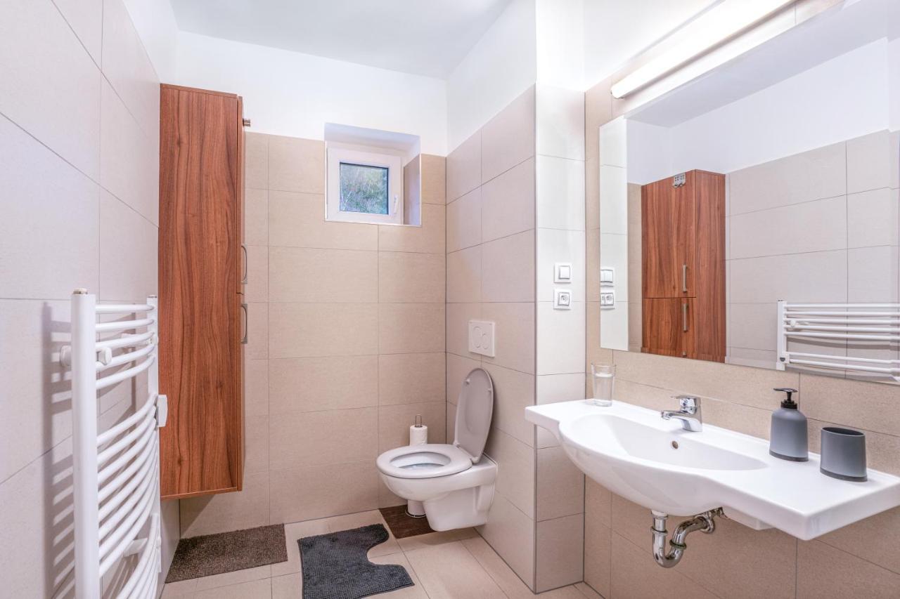 Depandance Marnet Sneznik Apartment โดลนี โมราวา ภายนอก รูปภาพ